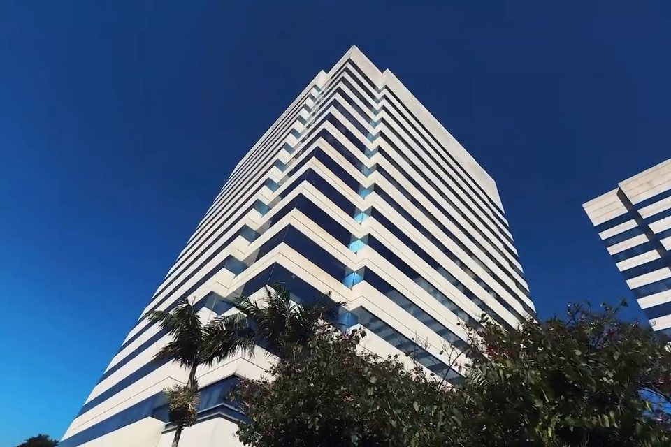 Fachada de edifício corporativo